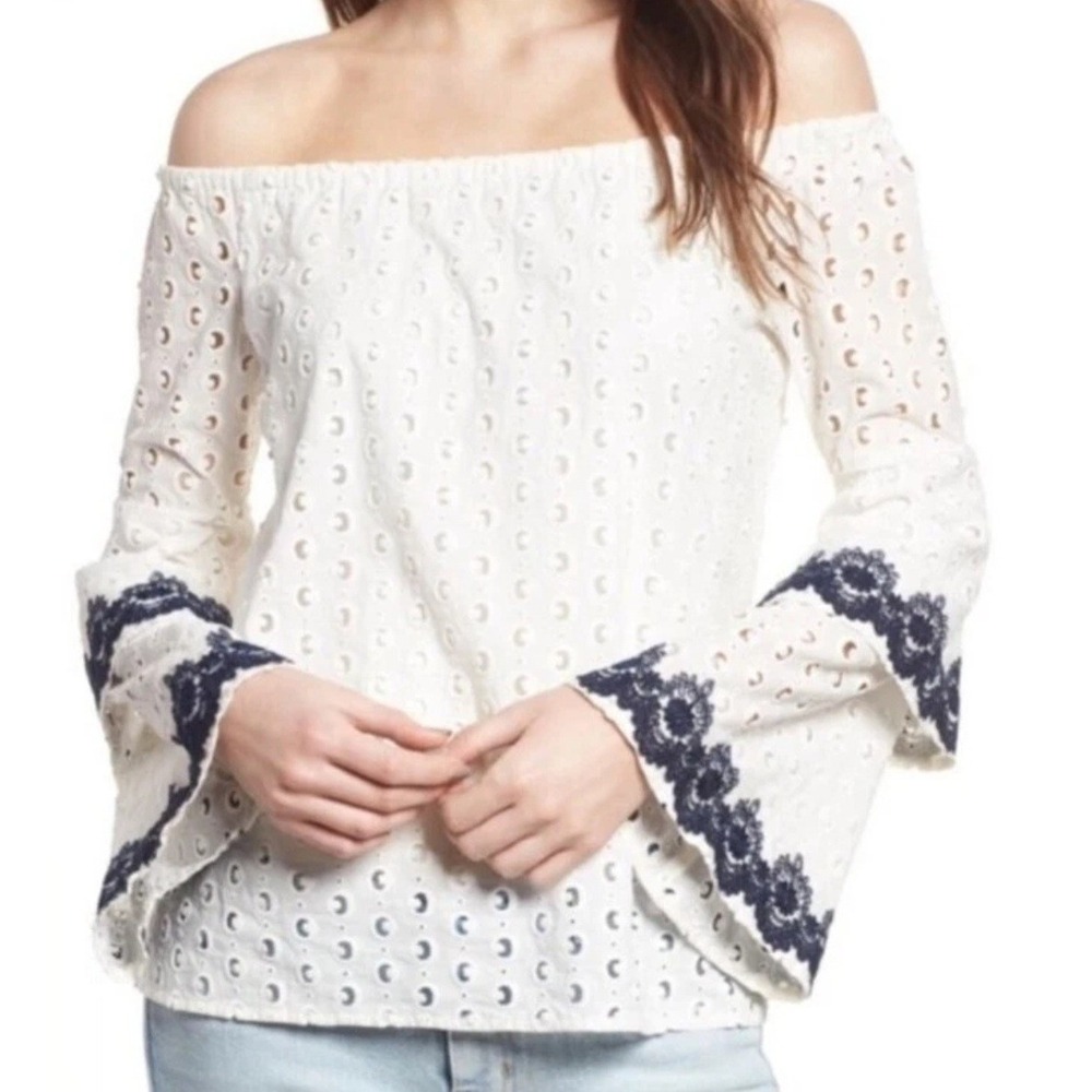 Bailey 44 White Eyelet Off Shoulder Bell Sleeve Navy Embroidered Top 402-C591 S